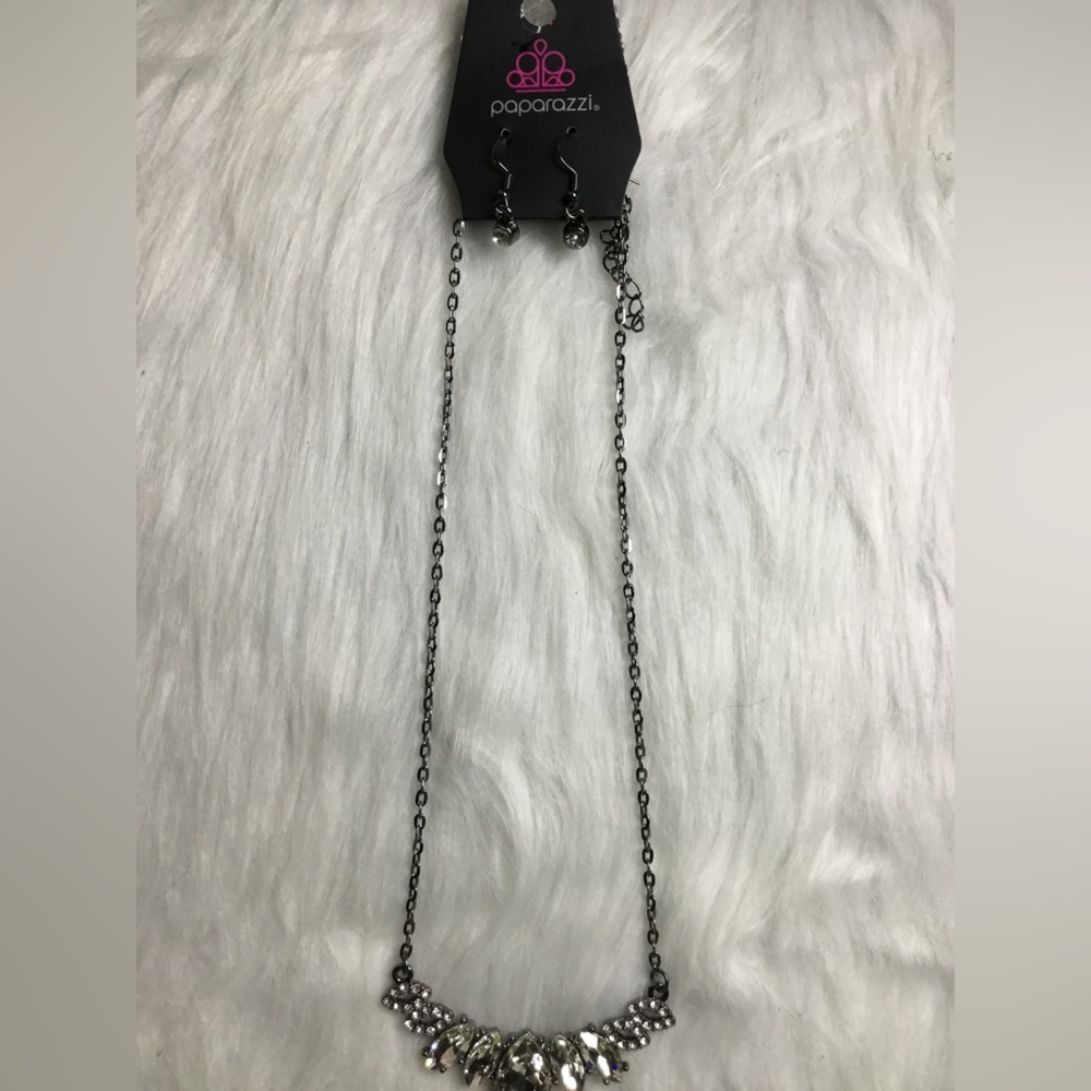 Bride to Beam Black Necklace Set